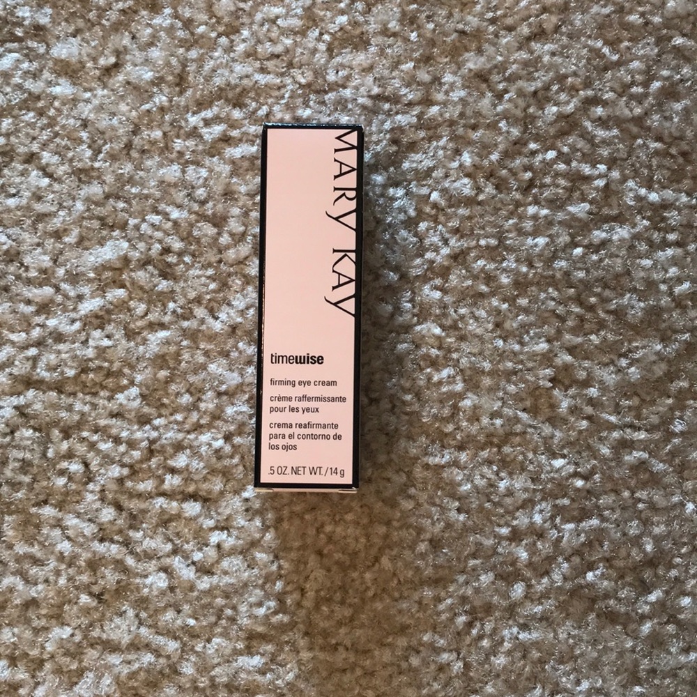 Firming eye cream